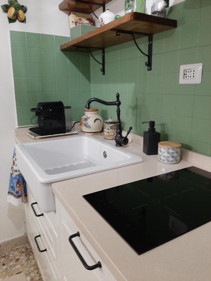 Casa Famoso Villa Катания Екстериор снимка